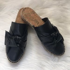 Stylish black shoes size 6